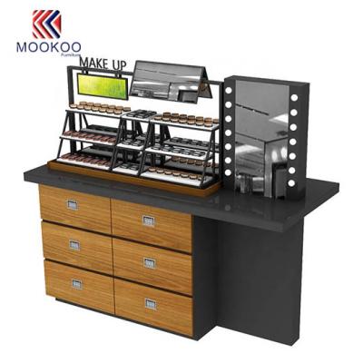 China Modern retail store cosmetics shop design makeup display counter for make up store for sale