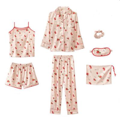 China 7 PCs QUICK DRY SHINY Warm Loose Comfortable Sleepwear Sale Cute Satin Printing Silk Pajamas Set For Women for sale