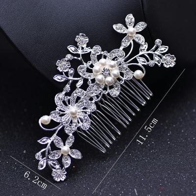 China Wedding Bridal Hair Accessories Shinning Alloy Rhinestone Hair Comb Bridal Hair Accessories For Wedding Crystal Hair Clip for sale