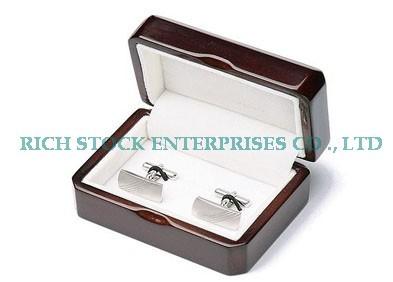 China wooden cufflink box for sale