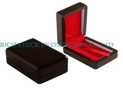 China wooden medal box for sale