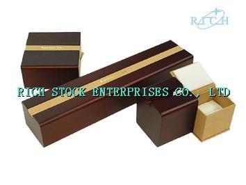 China wooden jewelry boxes,wooden necklace boxes,wooden ring boxes,wooden earring boxes for sale