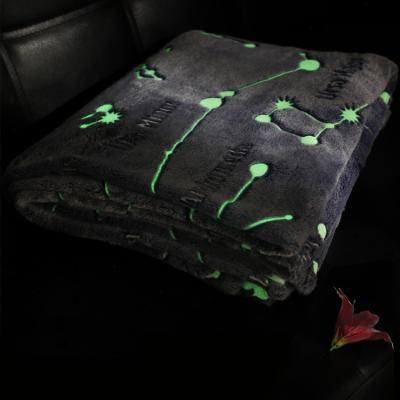 China Anti-bacteria Hotselling Super Soft Fluffy Plush Furry Glow In The Dark Throw Blanket for sale