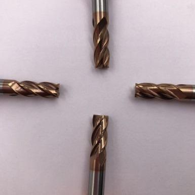 China Solid Steel Cutting Carbide Tungsten 4 Flute Corner Radius Endmill D10*R0.5*25*75*d10 for sale