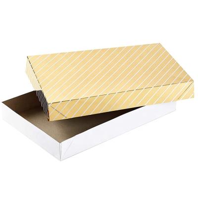 China Recyclable wholesale gold stripes or pattern shirt box apparel packaging box costom packaging boxes for clothing for sale