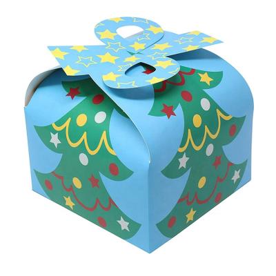 China Wholesale 3D Recyclable Christmas Cardboard Candy Boxes With Small Bow Candy Box For Christmas for sale