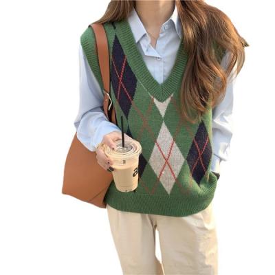 China Korean Anti-Wrinkle Vintage V-Neck Jacquard Vest Women Spring Fashion Argyle Knitted Vest for sale