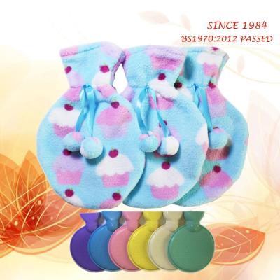 China Natural Rubber BS Medical Small Round Hot Water Bottles Rotundity With Single Cup Cake Fleece Covers for sale