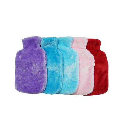 China High quality low price hot water bottle of natural rubber with thick plush fleece cover supplied by Yangzhou hot water bag manufacturer for sale