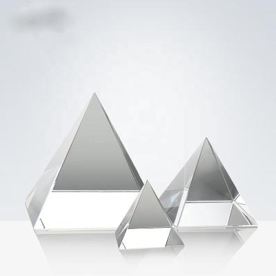 China China High Quality Cheap Clear Custom 3D Laser Engraving Crystal Pyramid Crystal Crafts Glass Paperweight for sale