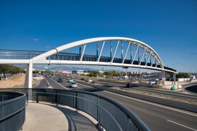 China Precast Painted Steel Structural Bridge Q355 Tied Arch Crossing Pedestrian for sale