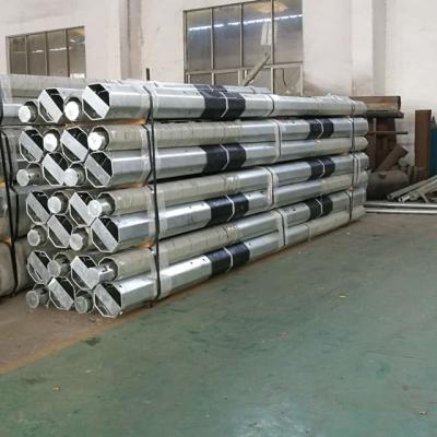 Cina Acciaio galvanizzato ottagonale Palo 10 Ft 16 Ft 60ft 75ft 10 linea di trasmissione di KV-550 chilovolt elettrica in vendita