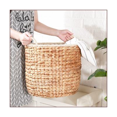 China Sustainable Multifunctional Hand - Woven Water Hyacinth Storage Sundries Hamper Laundry Hamper for sale