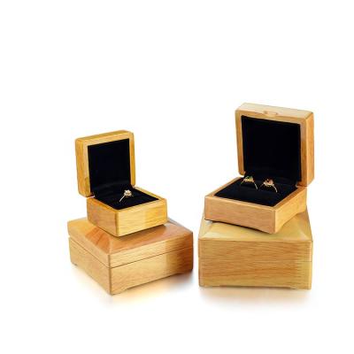 China Vintage Unique Solid Wood Gift Wooden Packaging Jewelry Boxes Cheap Wooden Jewelry Boxes Ring Necklace Bracelet Jewelry Boxes for sale