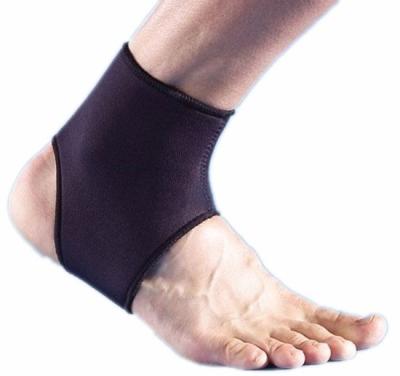 China Protect Breathable Ankle Ankle Braces Neoprene Support for sale