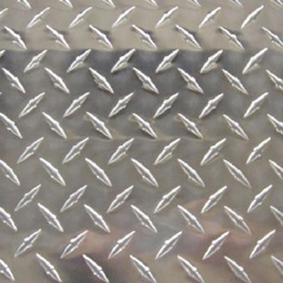 China For Non-slip Flooring in Automobiles and Larger Embossed Price Bright Alloy 1Mm-8Mm Five Bars Diamond Checkered Fabrication 6063 Aluminum Sheet for sale