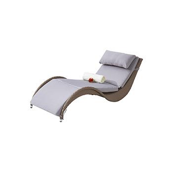 China Outdoor Contemporary Curved Chaise Lounger Pool Lounge Chairs Sun Patio Wicker Recliner Luxury Rattan Sofas for sale