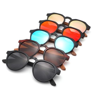 China Occhiali DA Unique Wholesale Men's Wooden Polarized Anti-UV Driving Sunglasses Retro Fashion Sunglasses for sale