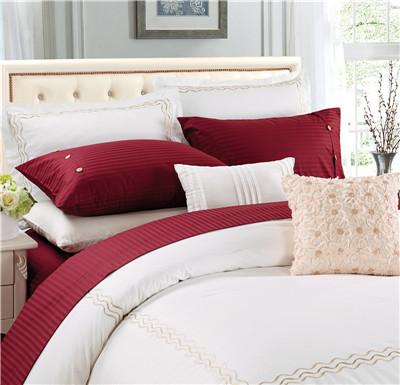 China Sateen Stripe Polyester Cotton Egyptian Cotton 4pcs Bedsheets for sale