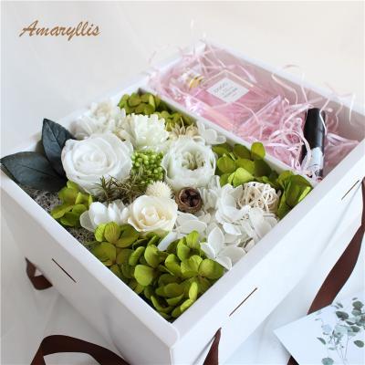 China Celebration Gifts Wholesale Dried Preserved Roses Supplier Preserved Roses In Gift Box Gifts Dried Forever Roses for sale