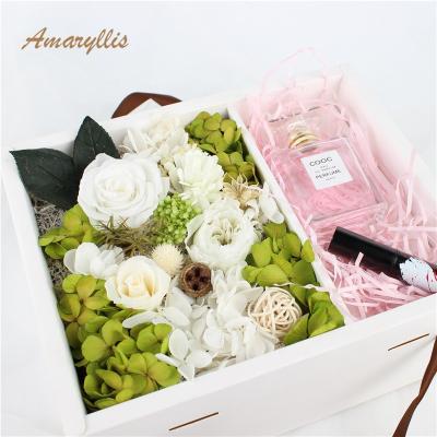 China Celebration Gifts Wholesale Preserved Roses Supplier Preserved Roses In Gift Box Gifts Dried Forever Roses Last Long for sale