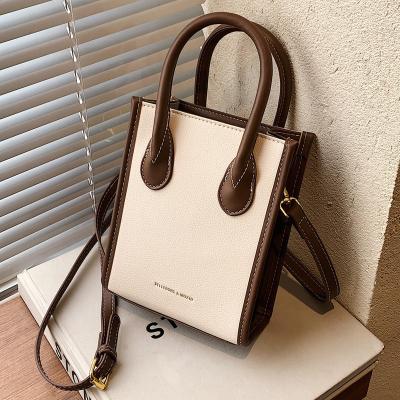 China New retro high quality 2022 style shoulder bag female mobile phone bag mini handheld western messenger small bag for sale