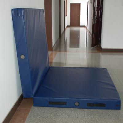 China Vinyl+pu Sponge 200*300*15cm Sponge 25KG/CBM Filled Vinyl Cover Folding Mat Crash Training Club Martial Arts Landing Gymnastics for sale