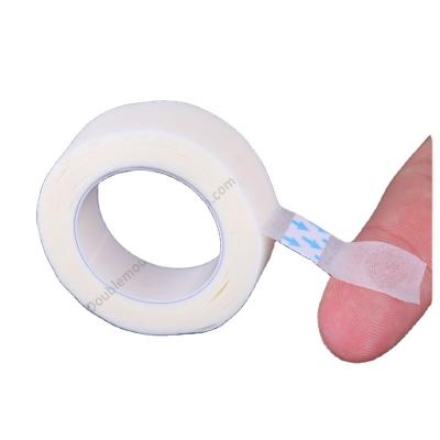 China Breathable white color medical nonwoven tape with allergenic stocking for sale