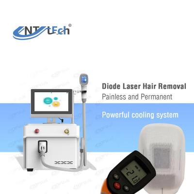 中国 Portable 808 755 1064 diode laser hair removal machine 販売のため