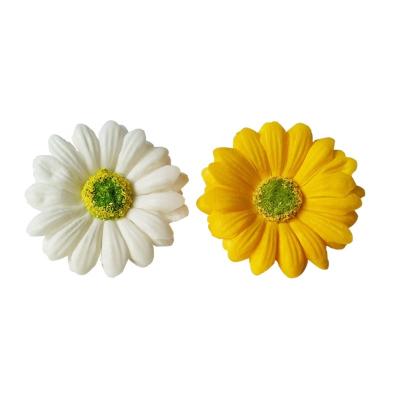 China Environmental Friendly Artificial Christmas Decorations 50pcs Sunflower Chrysanthemum For Bouquet Gift Box Soap Flower for sale