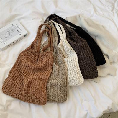 China Vintage Daily Life Women's Shopping Bags Knitted Large Capacity Furry Handbags for sale