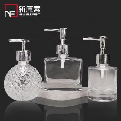 China Factory sale classic 100ml 120ml 200ml 250ml liquid soap shampoo clear glass lotion bottle with pump for sale