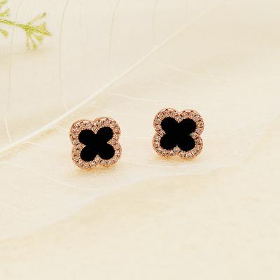 China 925 other woman silver earrings black four leaf clovers stud earrings to prevent allergies earringsHot sale products for sale