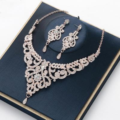 China FASHIONABLE European and American rose gold set necklace earrings 2 pieces set with diamond ornaments wedding dinner women's accessories set for sale