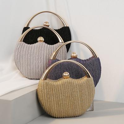 China 2021 Retro European and American Women's Round Pleated Fashion Metal Hand Box Bag Banquet Dinner Bag Ladies Bag High Quality New for sale