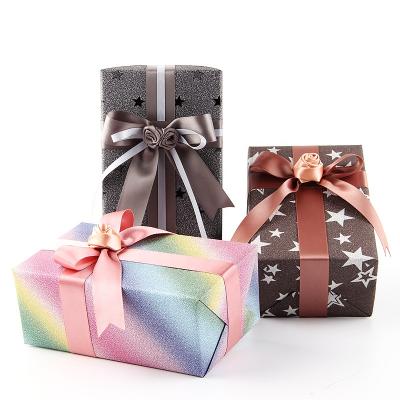 China Low MOQ Gift Paper Boutique New Year Gift Wrapping Paper Biodegradable Present Wrapping Paper Roll For Sale for sale