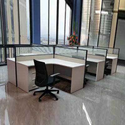 China Open Office Staff Workstations Modular Glass Screen Workstations Desk for sale