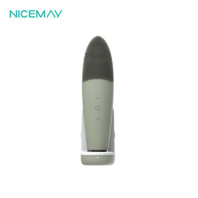 China For commercial & Home Use Multifunctional Beauty Device Electric Silicone Brush Facial Cleansing Brush Face Massager for sale