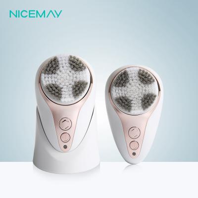 China Portable Hot 3D Brush Facial Skin Rejuvenation Skin Care Tool Silicone Vibration Massage Face Wash Cleanser Customized 256g for sale