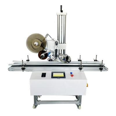 China Food Wholesalers Automatic Flat Labeling Machine , Single Side Labeling Machine for sale