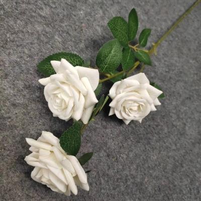 China New Product Environmentally Friendly Handmade High Quality Flannel Material 3 Branches By Factory Artificial Roses Flowers for sale