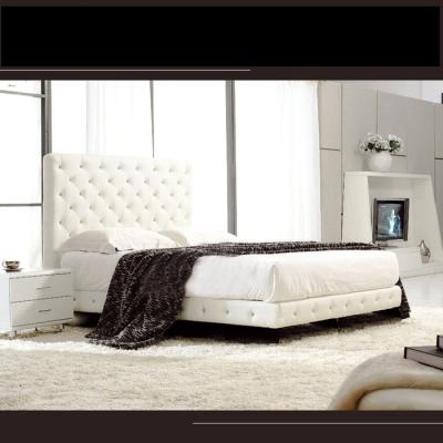 China Modern Soft Bed Bedroom Furniture , Leather Upholstered Sleigh Bed for sale