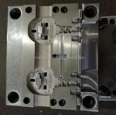 China Good Quality Professional Steel PVC Electric Power Socket Injection Mold, Plastic Socket Fixing Mold for sale