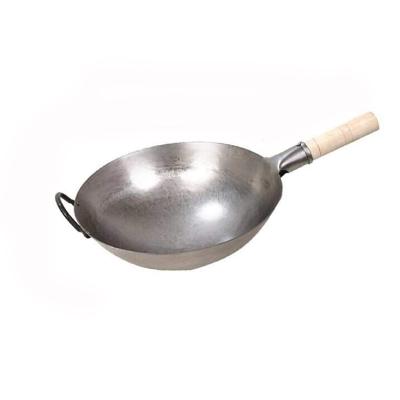 China Viable Chinese Carbon Steel Pan Wooden Handle Hammered Wok Wok With Handle for sale