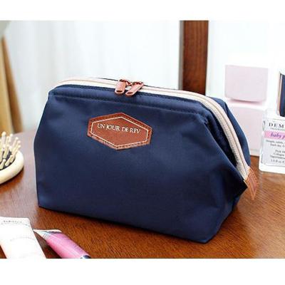 China Fashion High Quality Custom Logo Cotton Zipper Lady Zippered Makeup Cosmetic Bags for sale