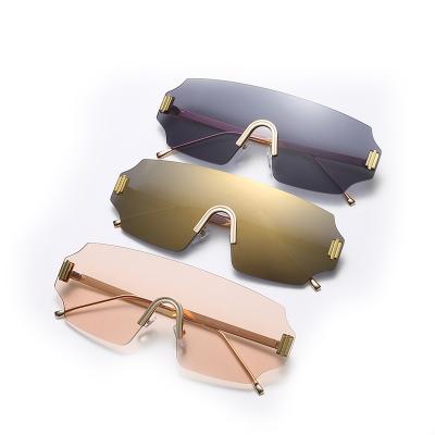 China Fashion Sunglasses 2022 New Arrivals Fashion Women Oversized Frameless Rimless Sunglasses for sale