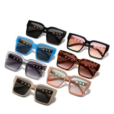 China 2022 High Quality Fashion Women Frame UV400 Glass Shades Sunglasses Oversized Sun Glasses Large for sale