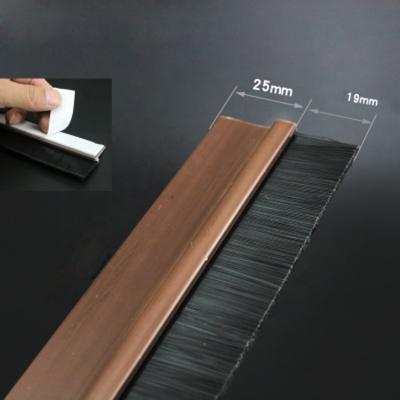 China Home.office.hotel.industy Door Seal Strip Bottom Brush for sale