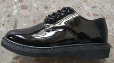 China Van de Schoenen Rubberoutsole van het koeleer Zwarte Glanzende Formele het Legerambtenaar Shoes Te koop