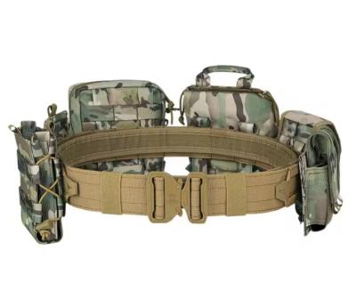 Cina Equipo Tactico Borsa Molle regolabile 6 pezzi Set poliestere Camuffamento cintura tattica con borse magnetiche in vendita